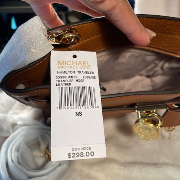 MICHAEL KORS, NWT HAMILTON CROSSBODY BAG - Picture 2 of 9